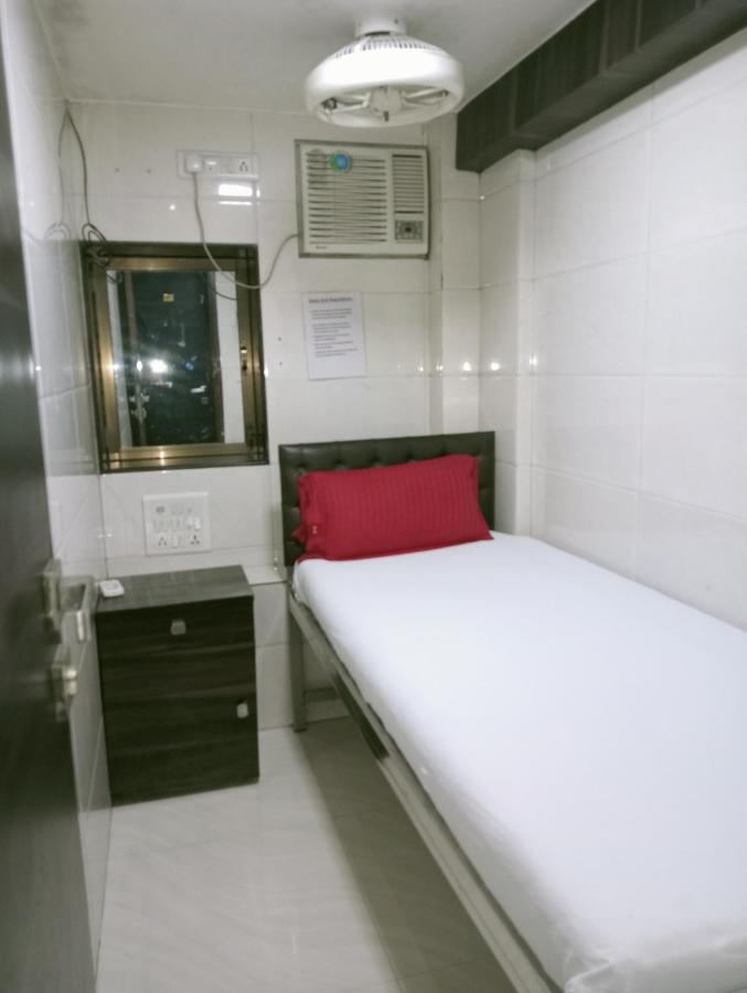 Hotel Qamar Mumbai Exterior foto